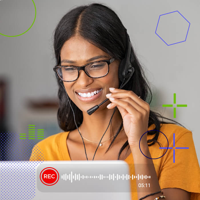 Agente de atención al cliente atendiendo llamada - ACF Technologies