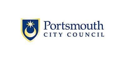 2023 ACF Queue Câmara Municipal de Portsmouth Logo PTBR