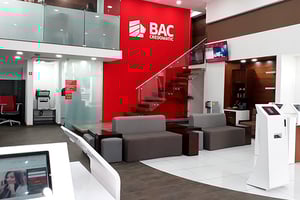 BAC Credomatic instalación de quioscos de autoservicio