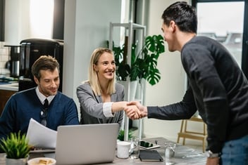Cómo la personalización y la IA están redefiniendo la experiencia del cliente